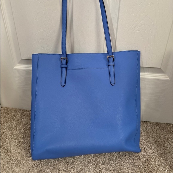 Michael Kors Tote Gently Used - Picture 3 of 4